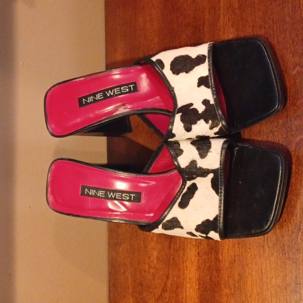 Vintage Cow Print Nine West Sandals
